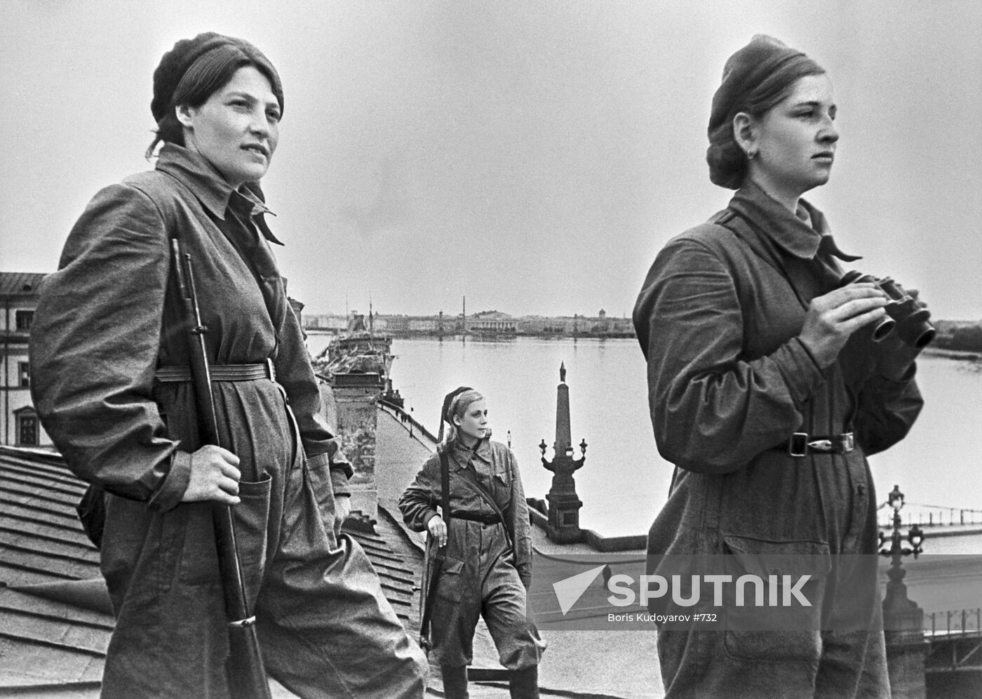 AIR DEFENSE GIRLS DUTY