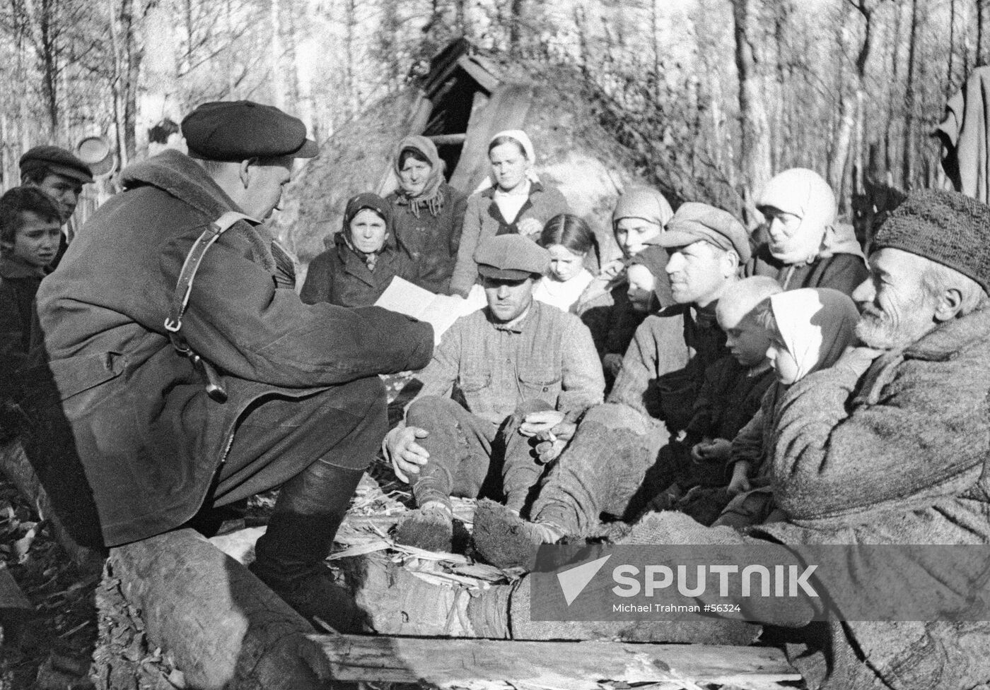 GUERRILLAS RADIO WWII