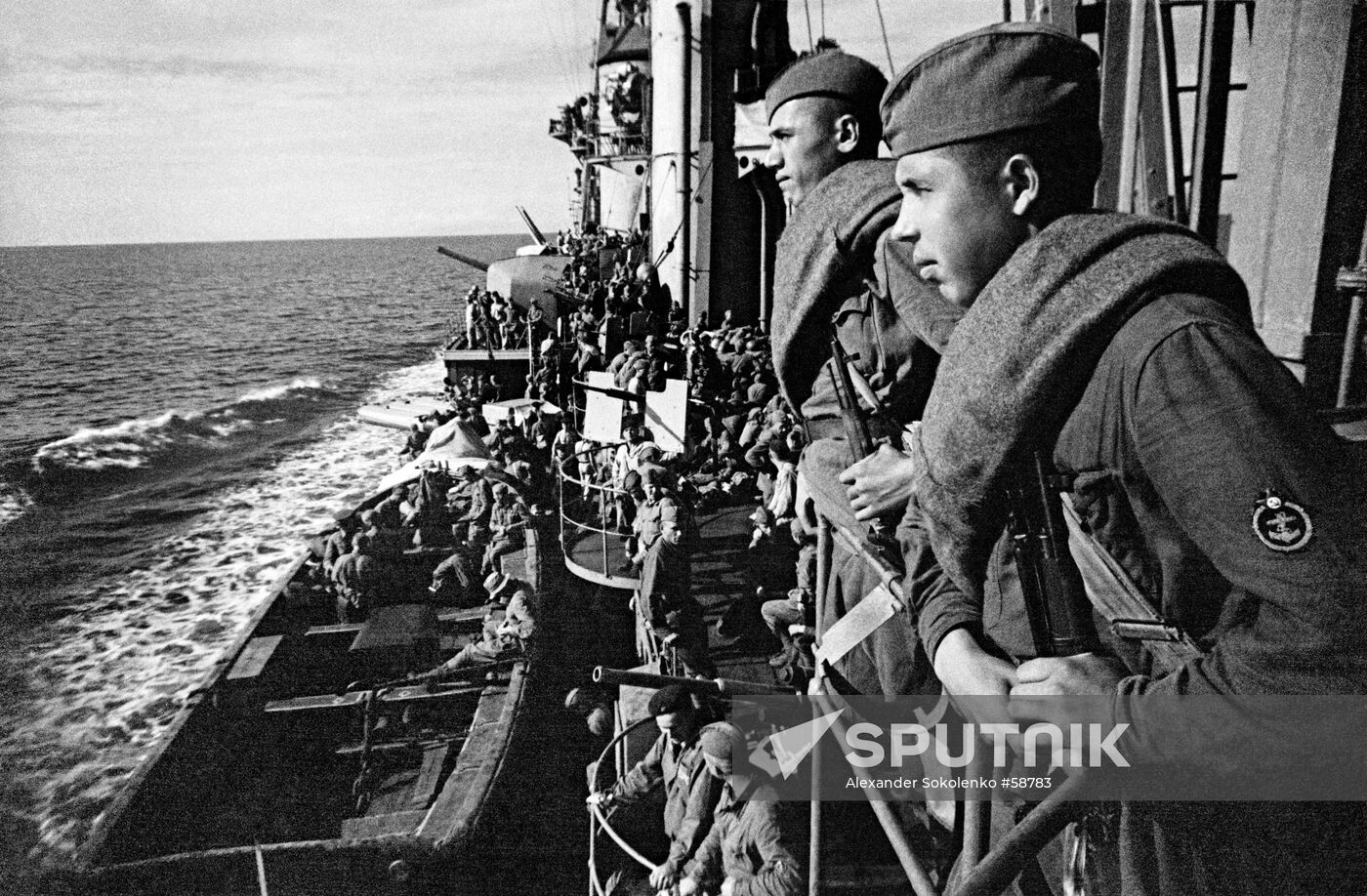 WW II CRUISER