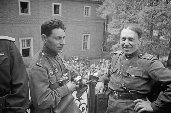 KOPYT SHAIKHET WAR CORRESPONDENTS