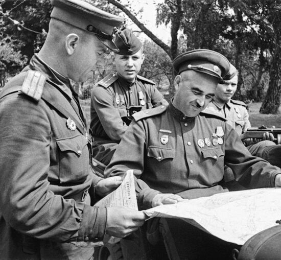 WWII GENERAL LYUDNIKOV KURSK ARCH