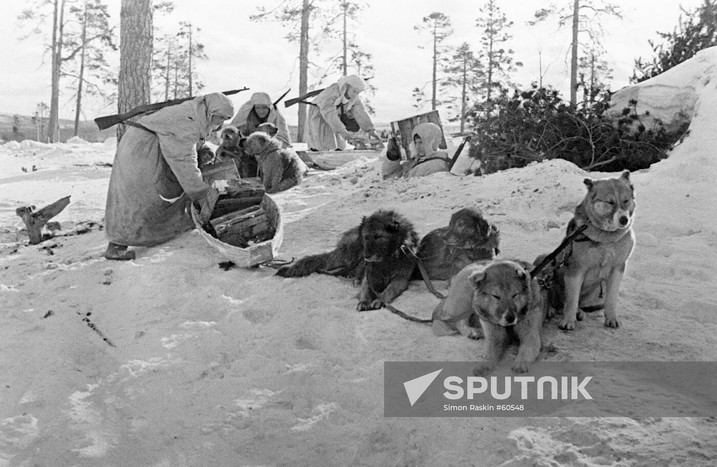 SOLDIERS RECONNAISSANCE WWII