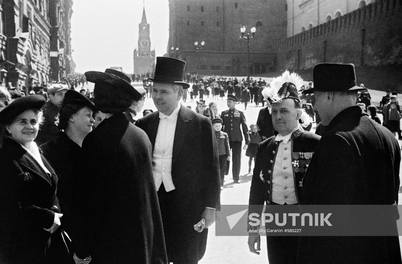 9th May 1945. Foreign visitors in Moscow