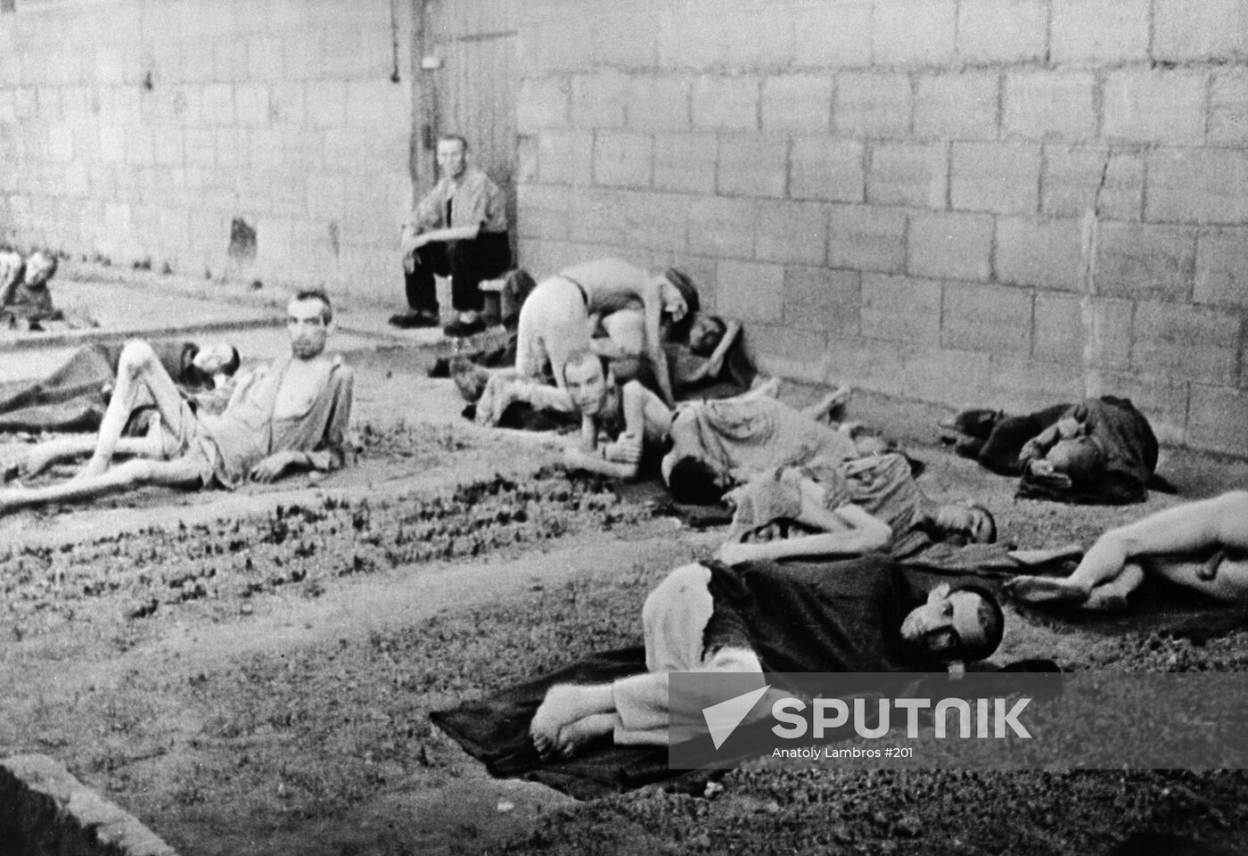 Prisoners concentration camp WWII