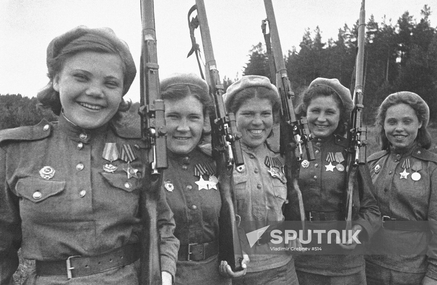 WWII FEMALE SNIPERS