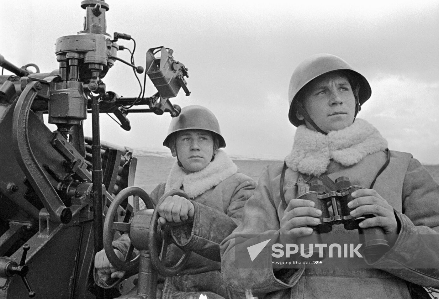 MORTAR-GUNNERS FLEET BROTHERS