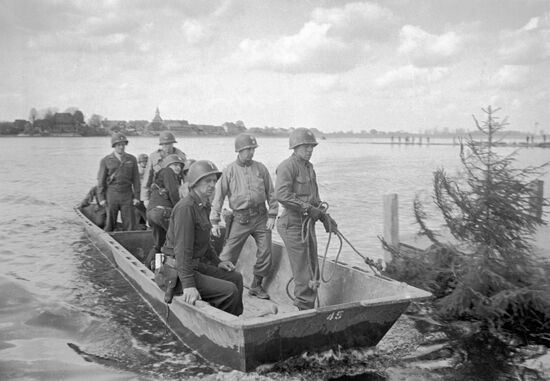 WWII ELBE CROSSING