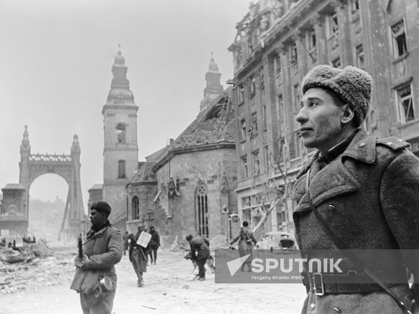 WWII HUNGARY LEBED ELIZABETH BRIDGE