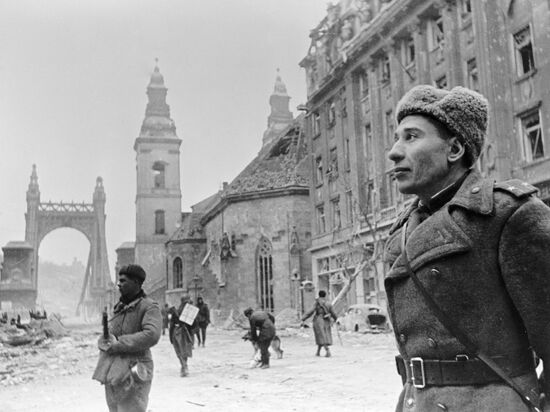 WWII HUNGARY LEBED ELIZABETH BRIDGE