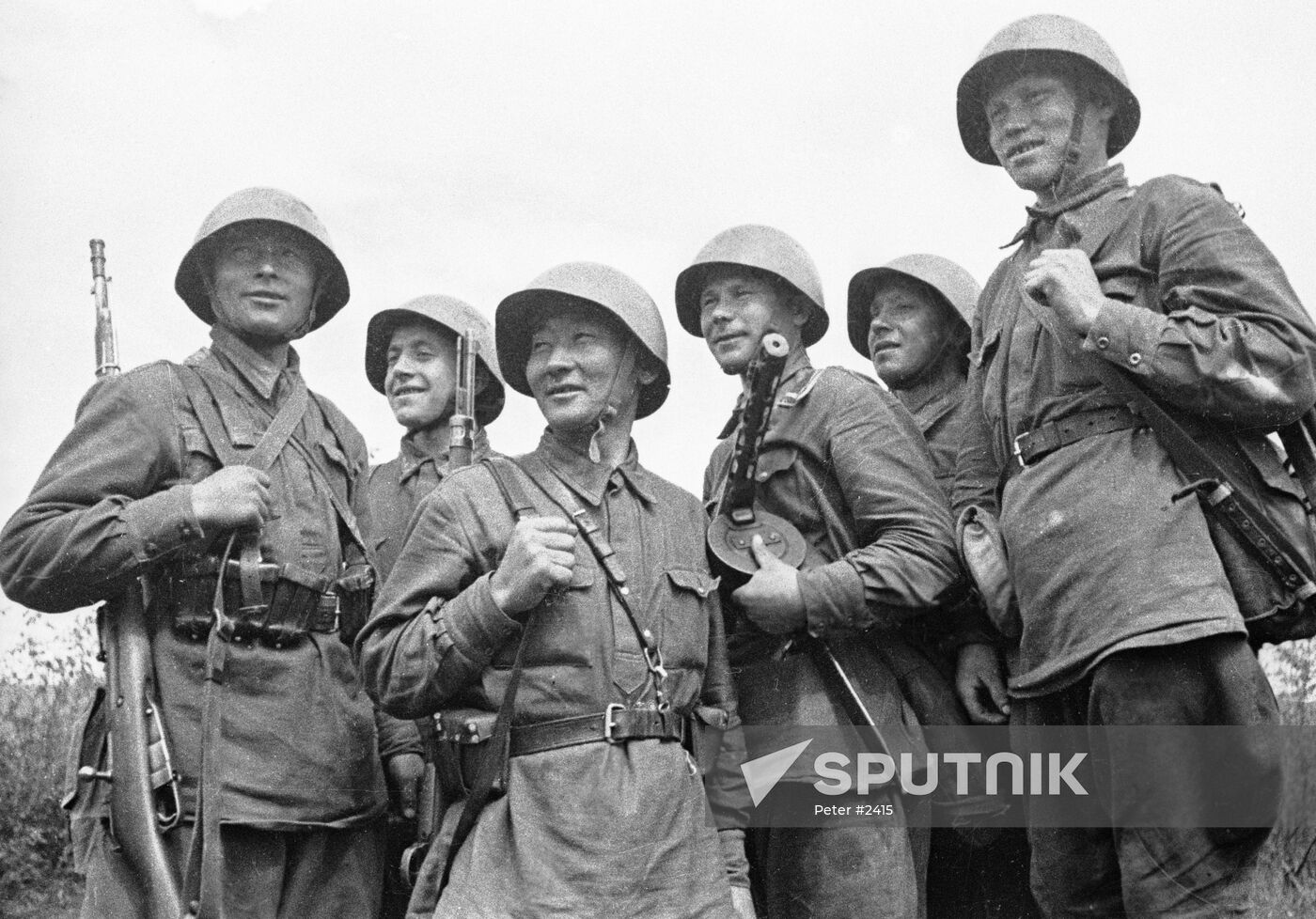 WWII SOVIET SOLDIERS