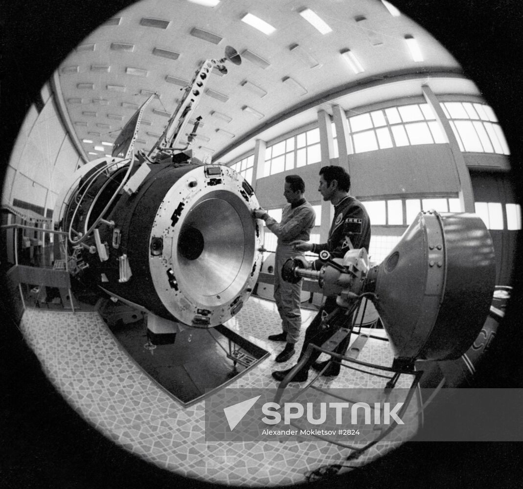 AKSYONOV MALYSHEV SIMULATORS