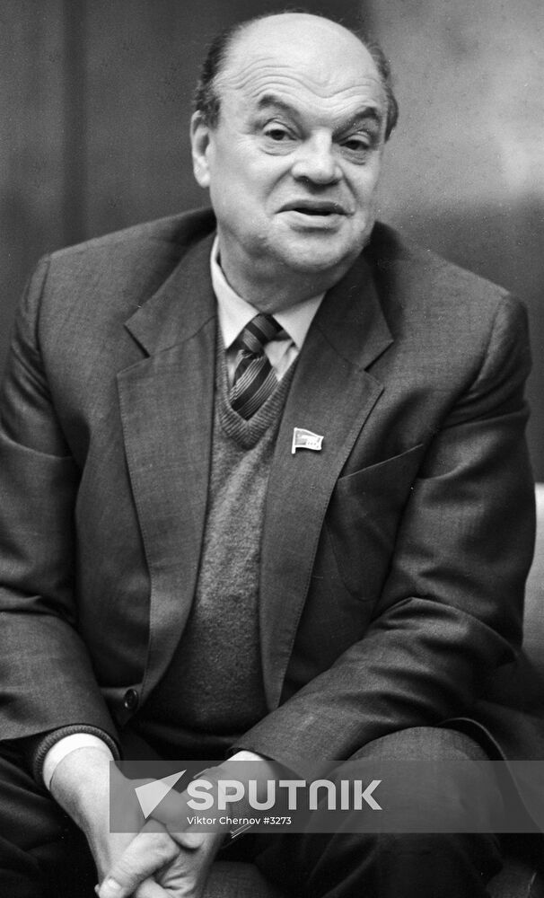 PROFESSOR BASOV