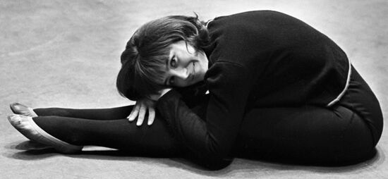 NATALIA VARLEY