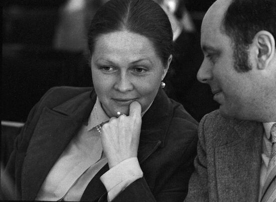 GUNDAREVA ININ CONGRESS