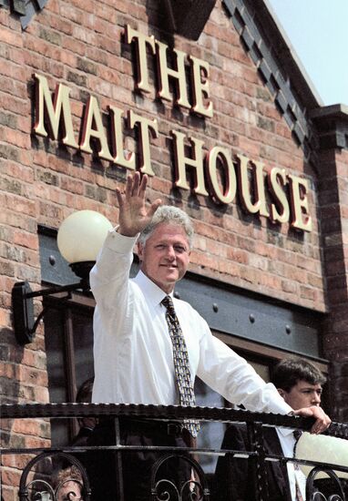 BILL CLINTON 