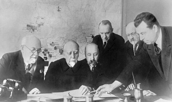 KRZHIZHANOVSKY KRUG UGRIMOV FERMAN VASHKOV SMIRNOV 