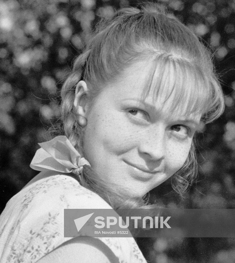 NATALIA GUNDAREVA "A SWEET WOMAN"