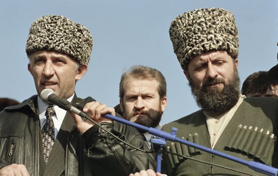 MASKHADOV YANDARBIYEV RALLY