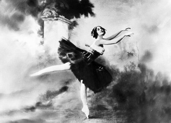BALLERINA ANNA PAVLOVA