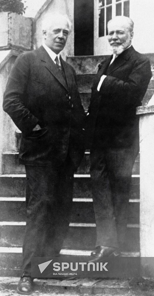 NEMIROVICH DANCHENKO STANISLAVSKY