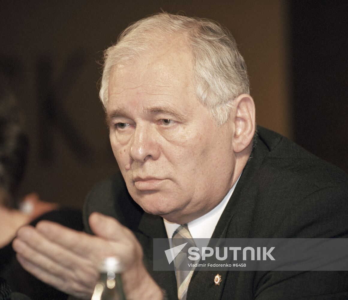 LEONID ROSHAL