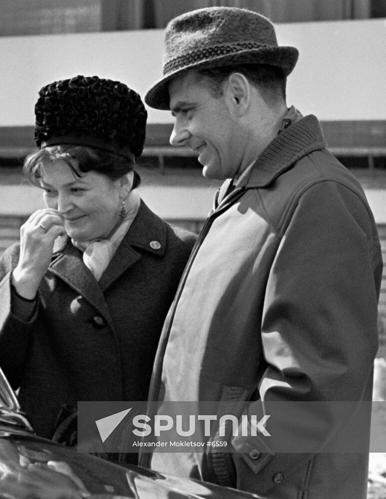 Vladimir Komarov and his wife Valentina