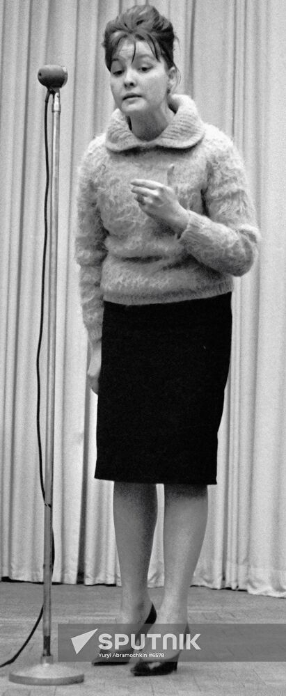 AKHMADULINA SPEECH