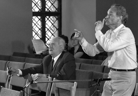 SVIRIDOV MININ REHEARSAL 
