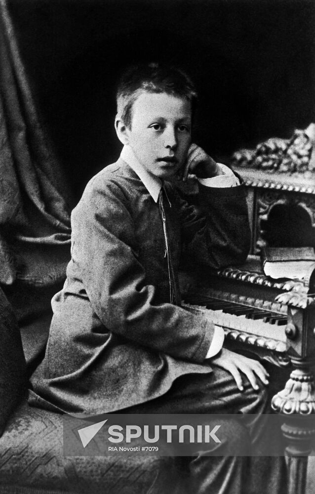 RACHMANINOFF CHILDHOOD