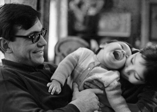ANDREI MIKHALKOV-KONCHALOVSKY WIFE SON