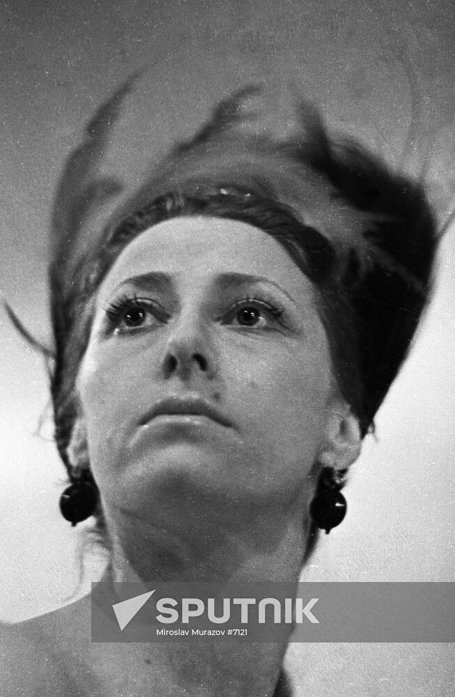MAYA PLISETSKAYA "SWAN LAKE"