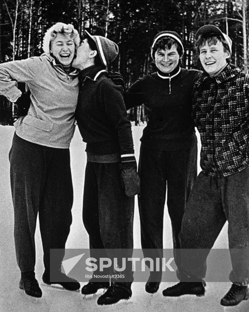 PITSKHELAURI SOLOVYEVA TERESHKOVA PONOMARYOVA