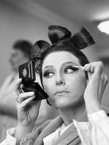MAYA PLISETSKAYA