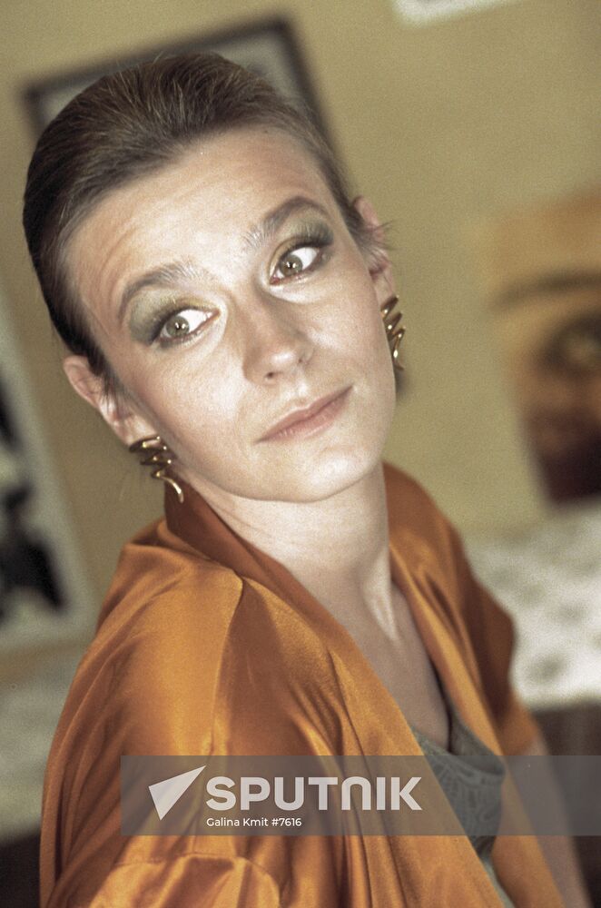 SAFONOVA