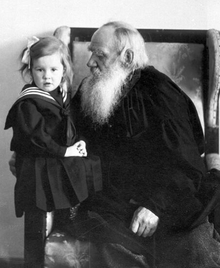 TOLSTOY SUKHOTINA