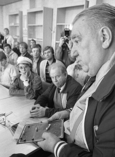 TARASOV MEETING DELEGATION SWEDES