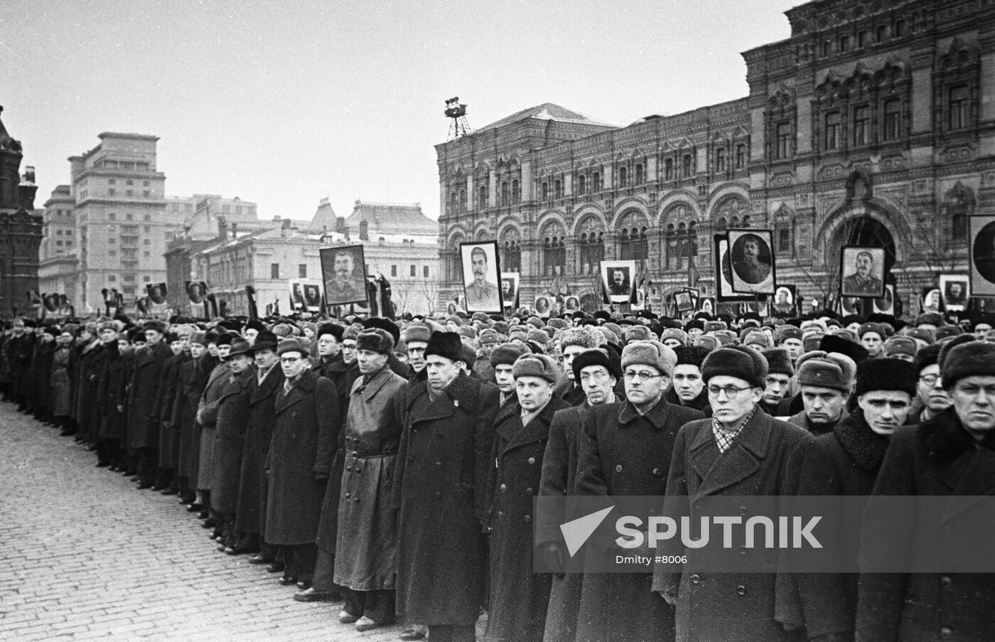 FUNERAL STALIN WORKERS MEETING 