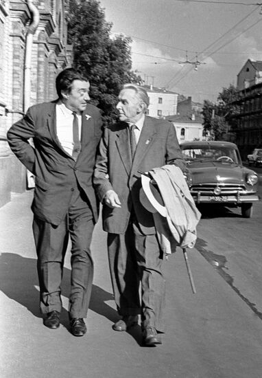 Writers Konstantin Fedin and Boris Polevoi 
