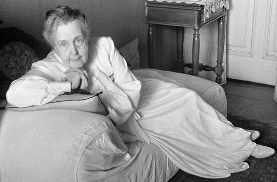 YABLOCHKINA ACTRESS 