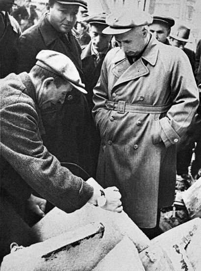 KHRUSHCHEV