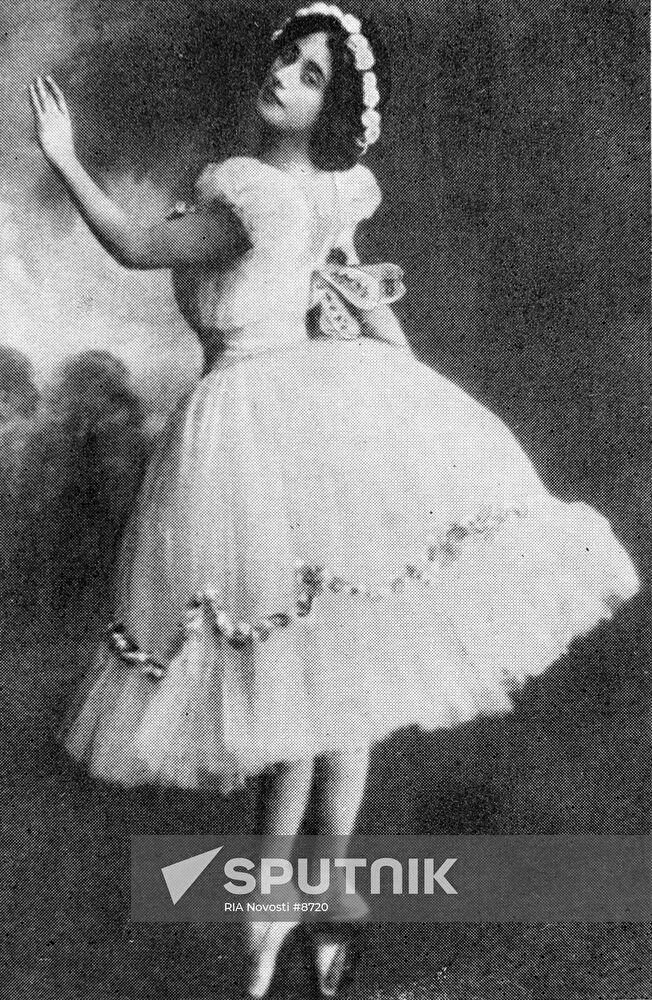 PAVLOVA "CHOPINIANA"