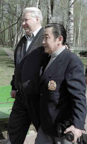 YELTSIN HASHIMOTO