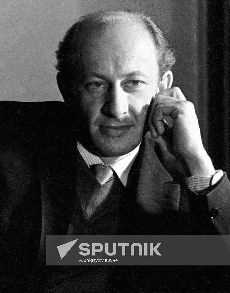 YEVGENY YEVSTIGNEYEV