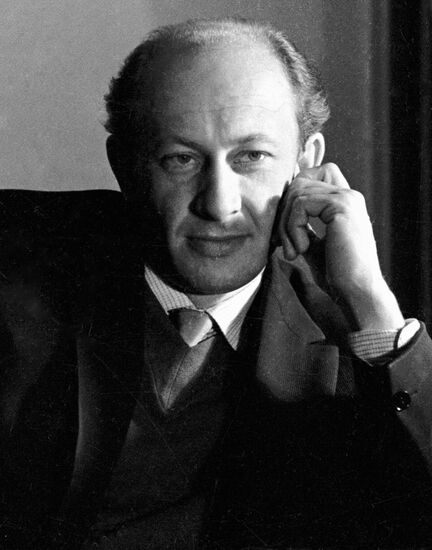 YEVGENY YEVSTIGNEYEV