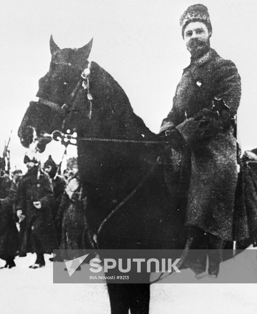 FRUNZE PARADE