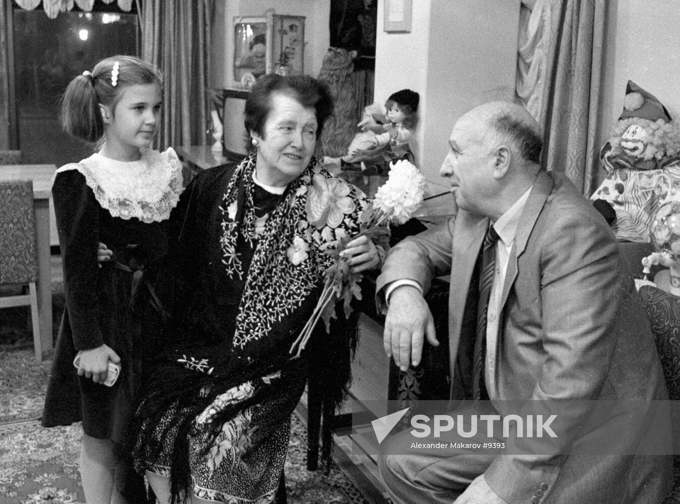 WRITER YAKOVLEV DIRECTOR SATS YOUNG SPECTATOR