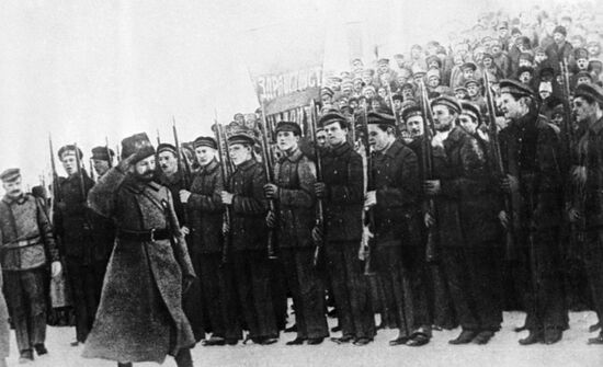 FRUNZE PARADE