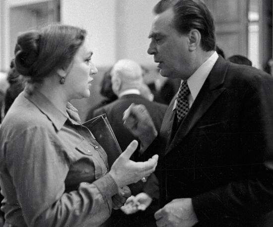 MORDYUKOVA MATVEYEV CONVERSATION