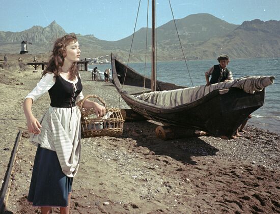 VERTINSKAYA "SCARLET SAILS"