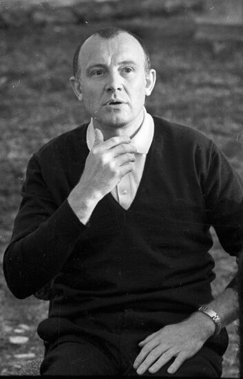 SMOKTUNOVSKY ACTOR